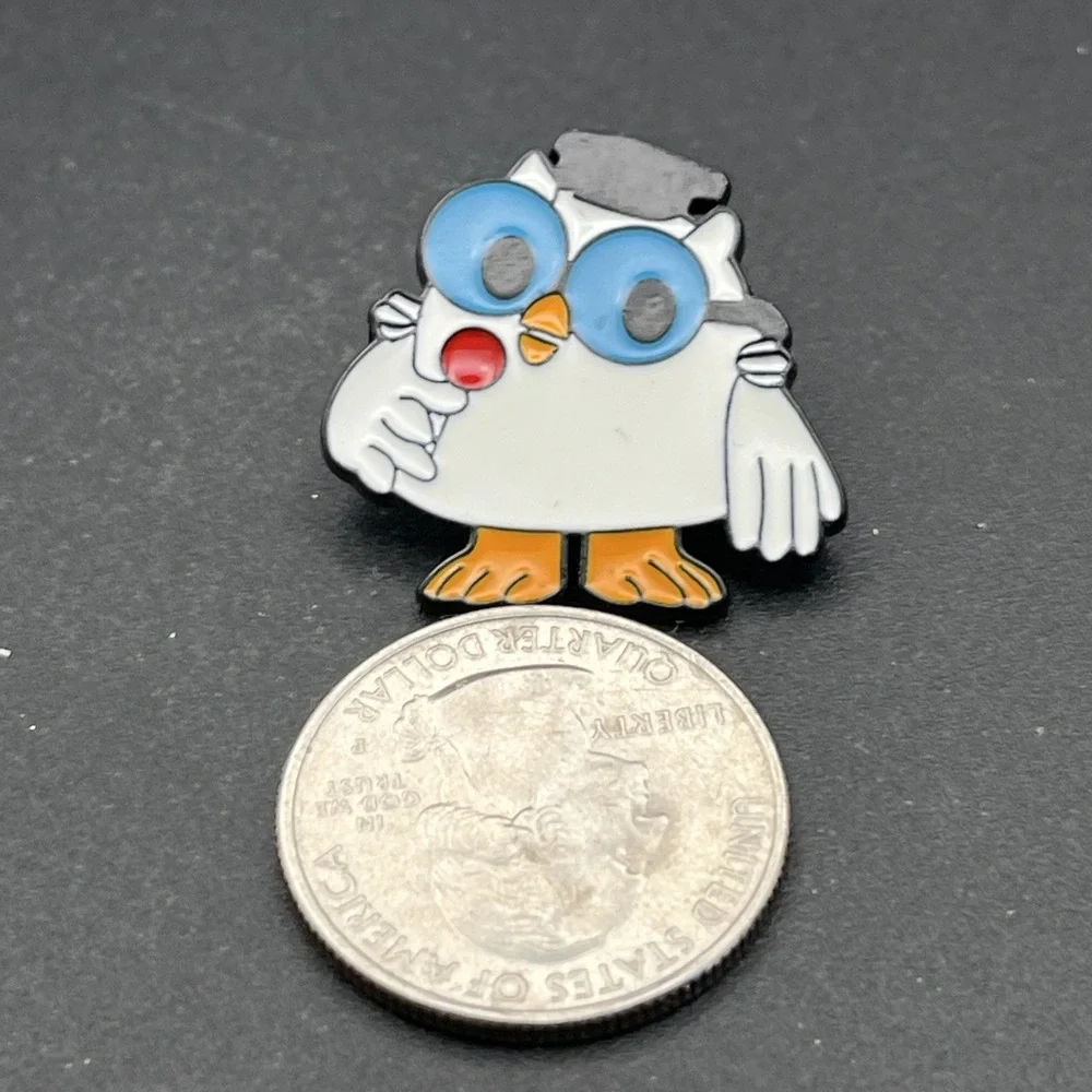 Tootsie Pop Owl Cartoon Lapel Hat Pin‎